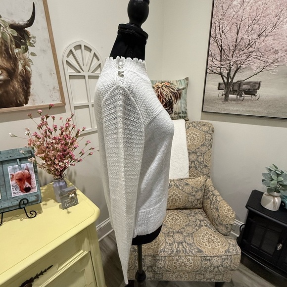New Directions White Cowl & Turtleneck Sweater - Picture 5 of 7